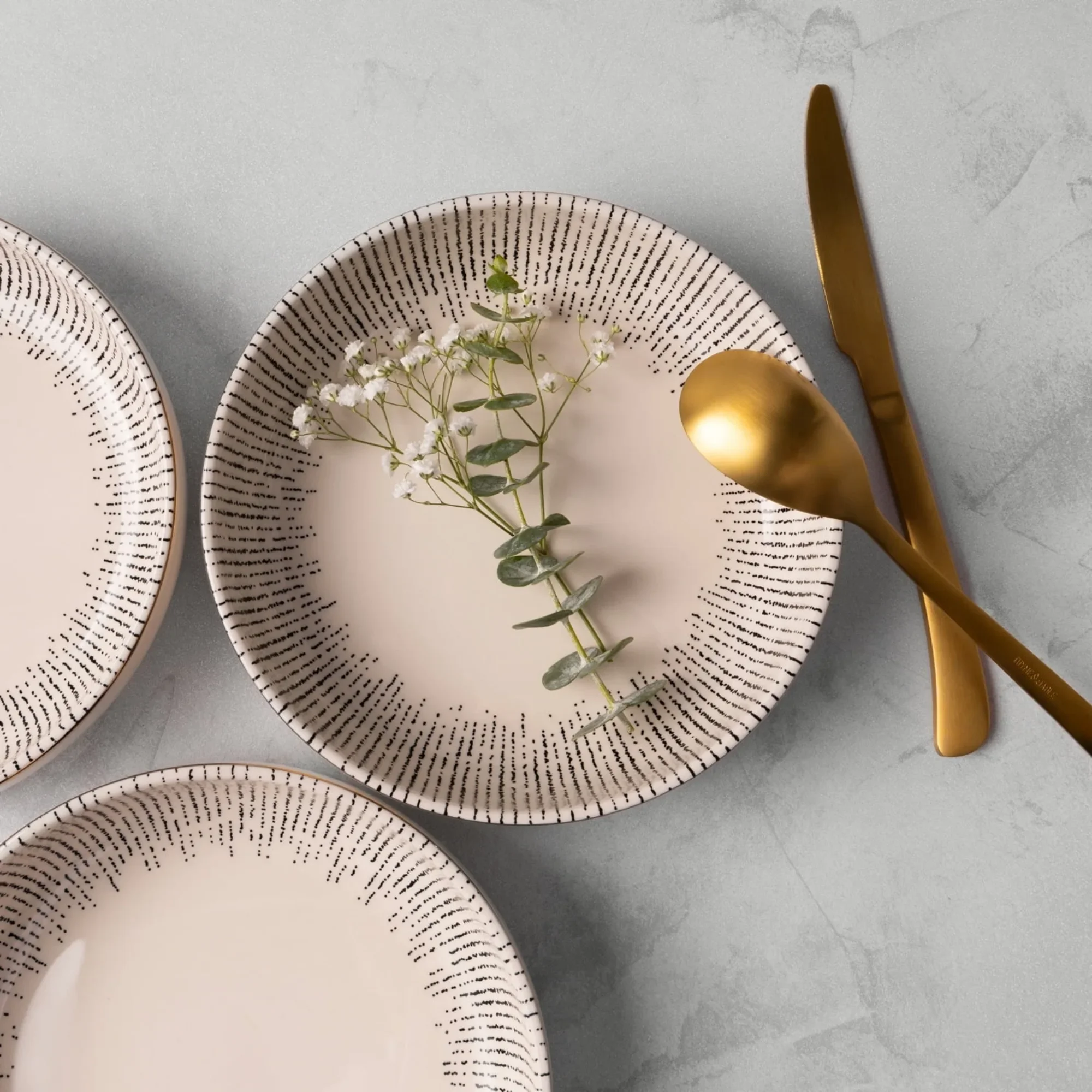 4 أوعية منخفضة من السيراميك: أوعية سلطة وحساء أنيقة من الخزف الحجري، أطقم أطباق متينة للاحتفاظ بالحرارة لتناول الطعام العائلي