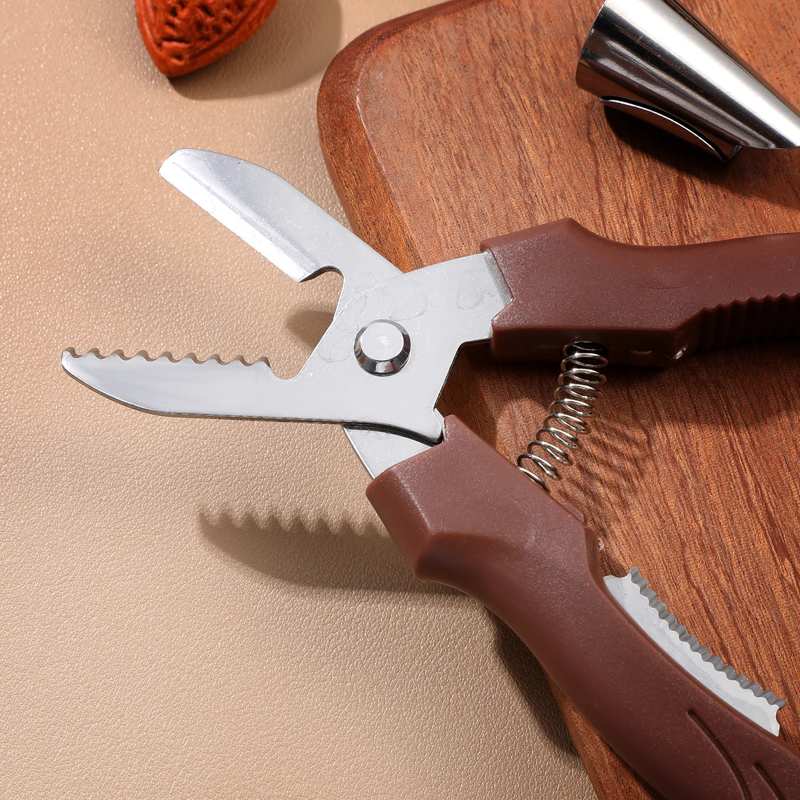 

Chestnut Shears Opener Cracker Sheller Metal Stainless Steel Walnut Tool Multi Functional Nut Picker Peeling Safe