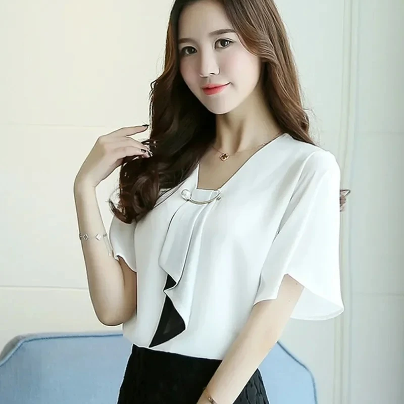 女性用シルクシフォンシャツ,半袖,Vネック,白いトップス,夏のファッション,d560