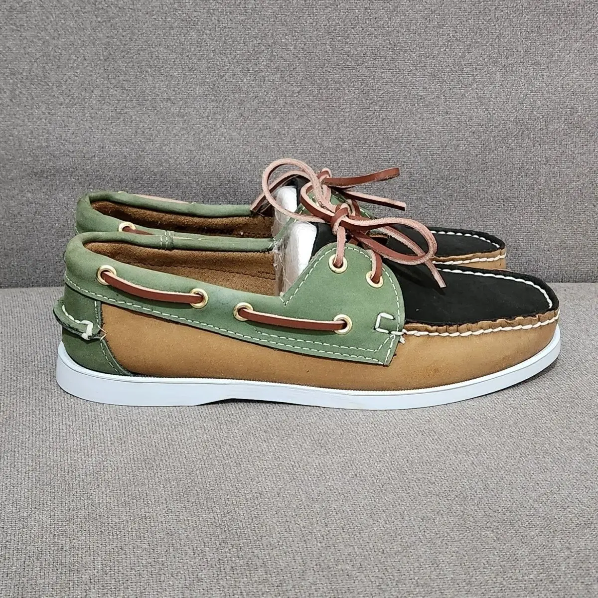 

Classic Genuine Leather Boat Shoes Footwear Men Casual Shoes Handsewn Brand Luxury Loafers Men Full-Grain Leather Moccasins