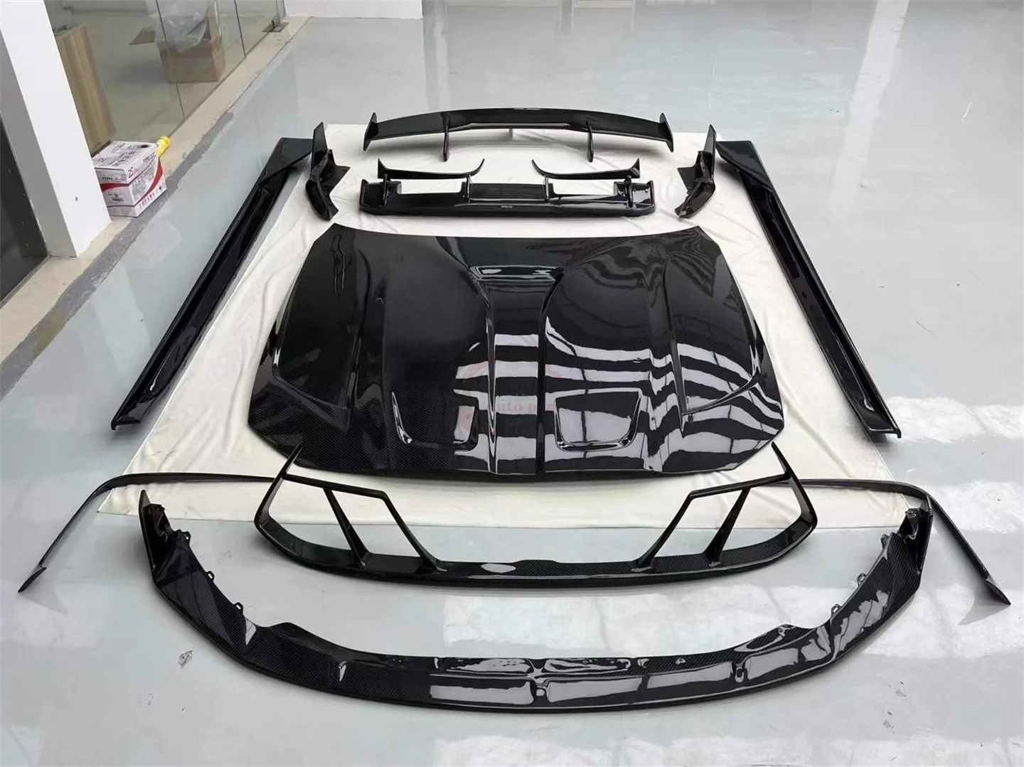 Body Kit PK Style Dry Carbon Fiber Front Lip Side Skirt Rear Diffuser Rear Spoiler Hood Front Bumper Vents for  M3 M4 G80 G82