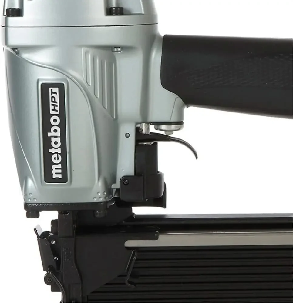 Pneumatic Stapler, 1-Inch Wide Crown, 16 Gauge, 1-Inch up to 2-Inch Staple Length, High Capacity Magazine, 5-Year War