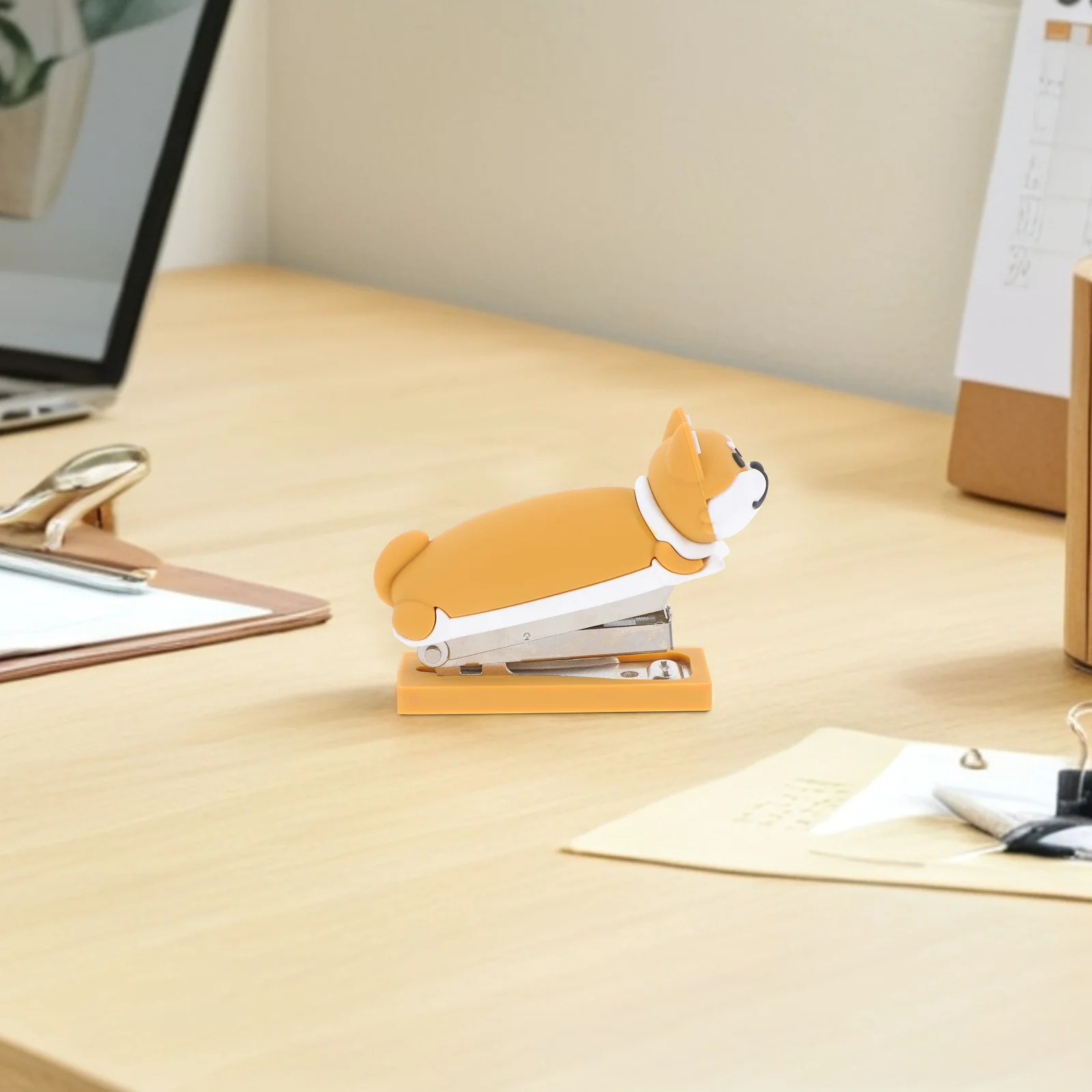 

Mini Dog Shaped Stapler Cute Cartoon Portable Small Office School Paper Stapler Desk Supply Staplers for Desk Cute