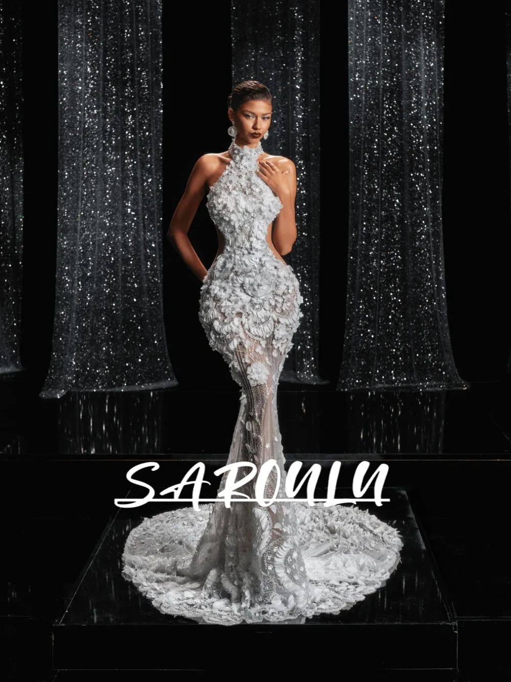 

2026 Sexy Halter Cut-out Flowers Wedding Dress Luxurious Pearls Beads Sweeping Train Bridal Gown Customized Gorgeous Women Wear