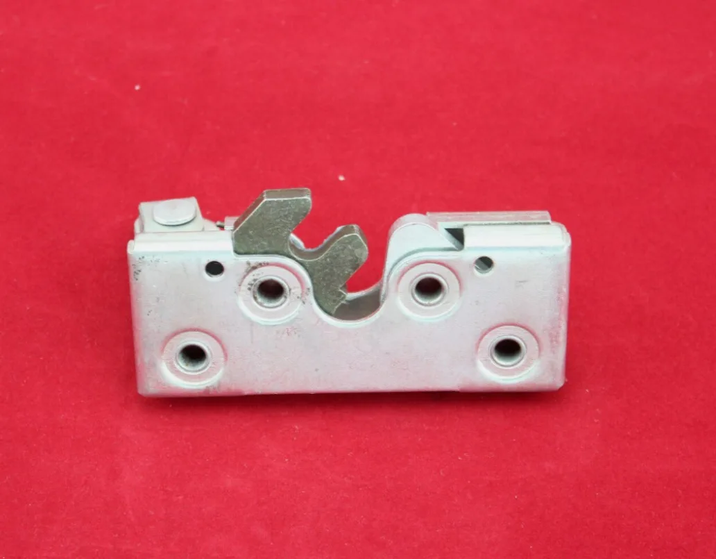 Excavator Anti-buckle Lock Door Latch For Caterpillar 312 307 311 320B/C/D 330