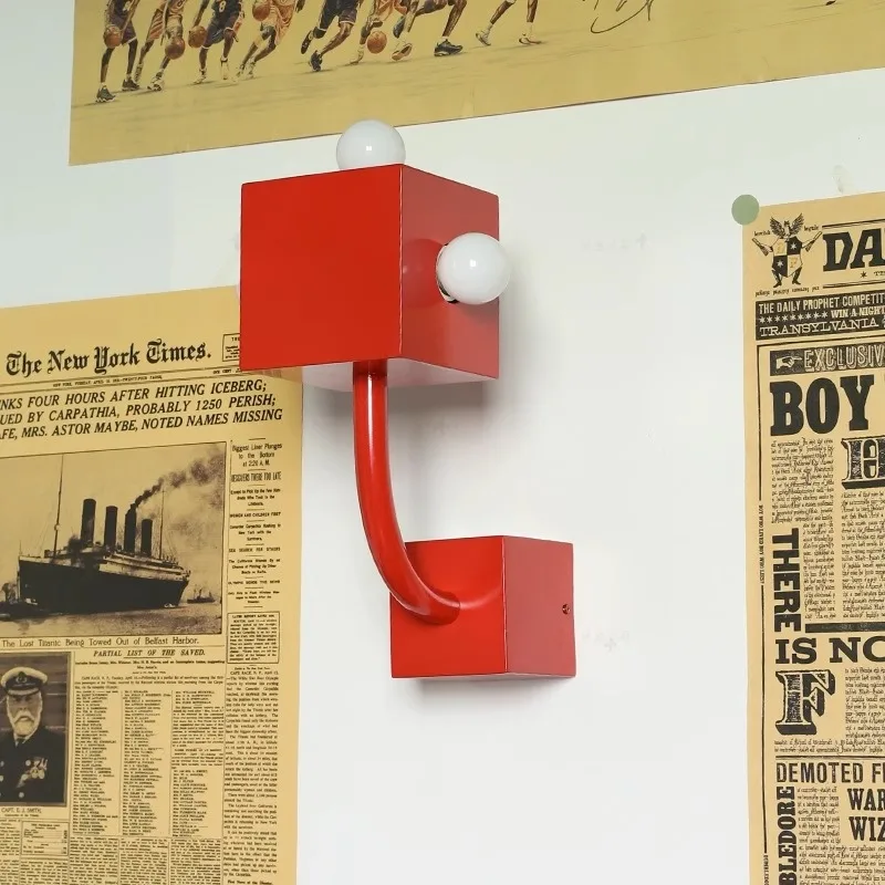 Lampada da parete in metallo con diodo luminescente per hotel da parete per soggiorno sul comodino