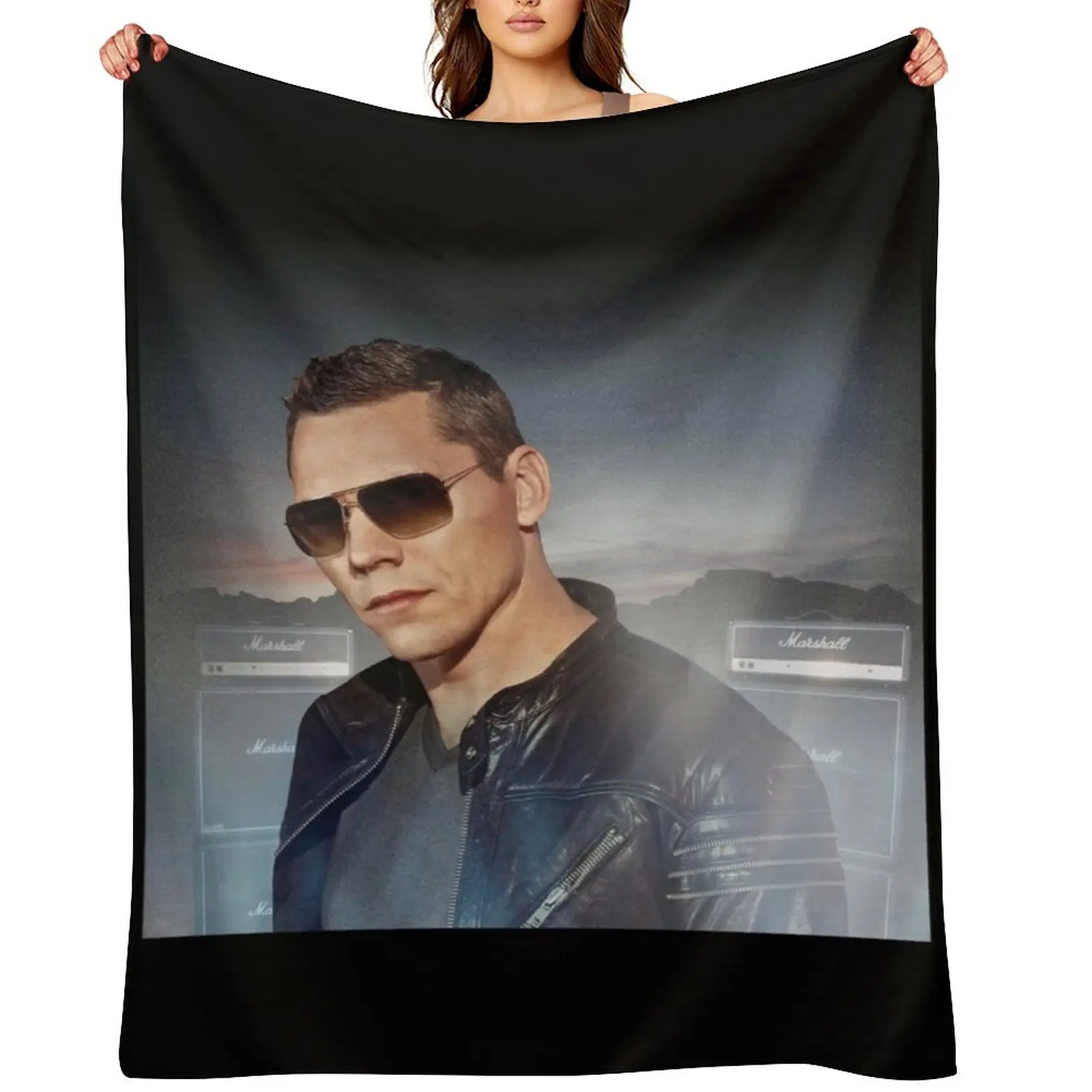 

Tiesto Throw Blanket Picnic manga Bed covers Custom Blankets