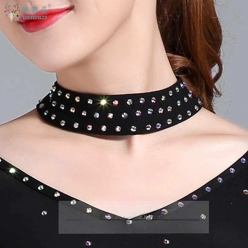 الرقص اللاتيني أداء الرقص الحديث إكسسوارات الرقبة المنافسة AB الأحجار قلادة الفالس الوطنية القياسية الرقص الشرقي