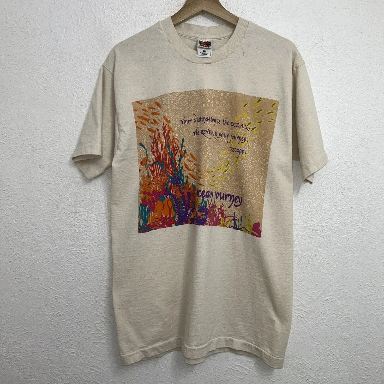 

Vintage Ocean Journey Tee Beige T-Shirt 90s USA Made Size Large