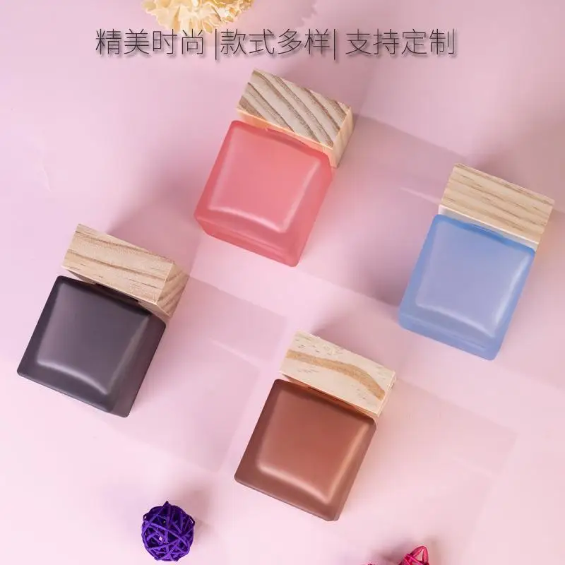 2/6PCS 100ml Empty Colored Glass Aroma Diffuser Bottle Wood Cap Household Decoration Car Perfume Diffuser Essential Oil Bottle