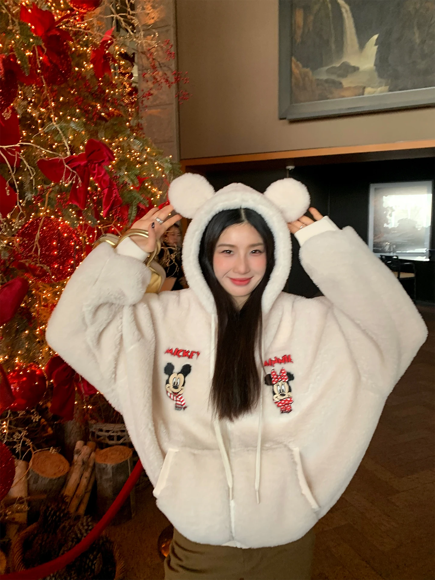 

Модная женская повседневная меховая куртка с капюшоном, свободная посадка, длинная теплая куртка Sve, новый дизайн 2025, сенсационная застежка-молния