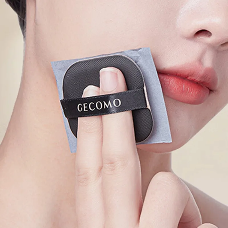 100 Count Oil Blotting Papers with Mirror Shine Remover Without Destroying Makeup Travel Friendly Face Tool