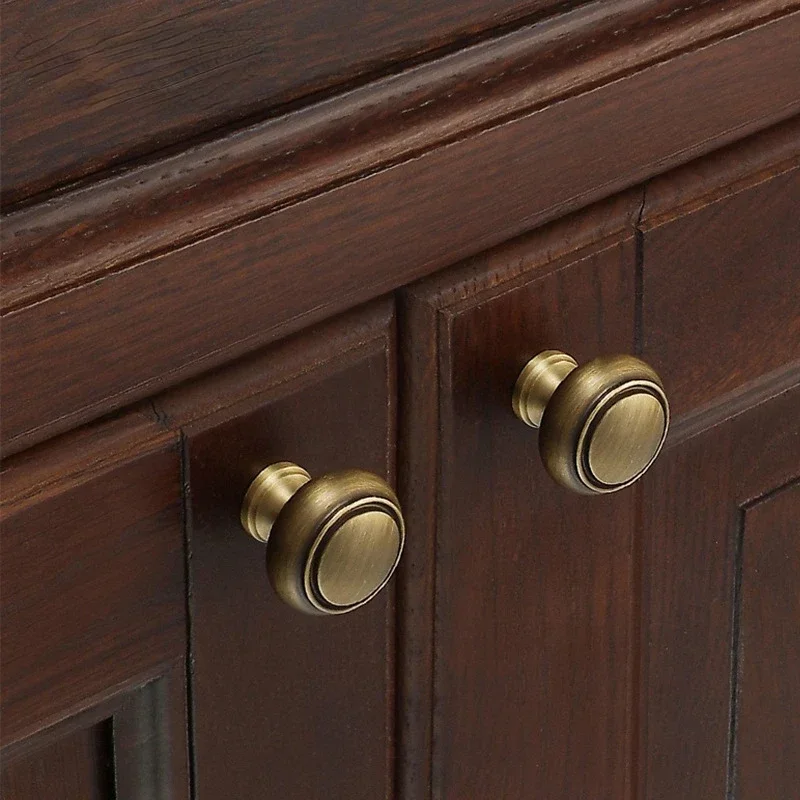 Nordic Vintage Brass Furniture Handles Bronze Cabinet Knobs and Handles Kitchen Hardware Cabinet Pulls Home Accessories