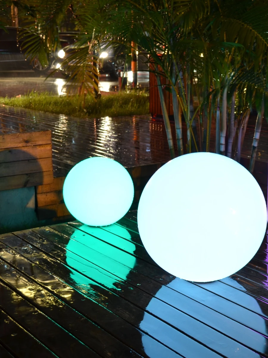 Diameter 20cm Waterproof outdoor remote control led light ball