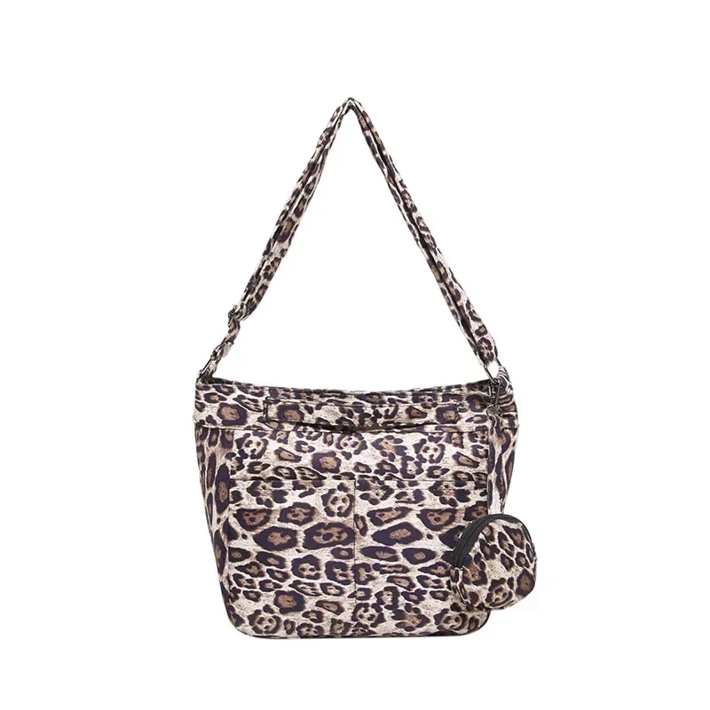 New Fashion Leopard Print Nylon Shoulder Bag 2025 Sewing Thread Tote Bag Large Capacity Simple Versatile Commute Crossbody Bag