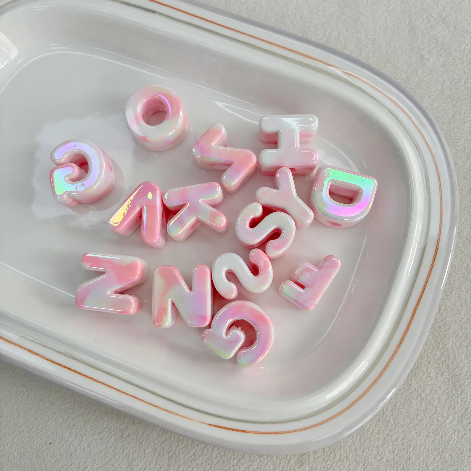 26-100 Stück Acryl-Alphabetperlen mit großem Loch, zweifarbig, irisierend, UV-beschichtet für DIY-Handykette, Schlüsselanhänger, Schmuckherstellung, lose Perlen – Detail 11