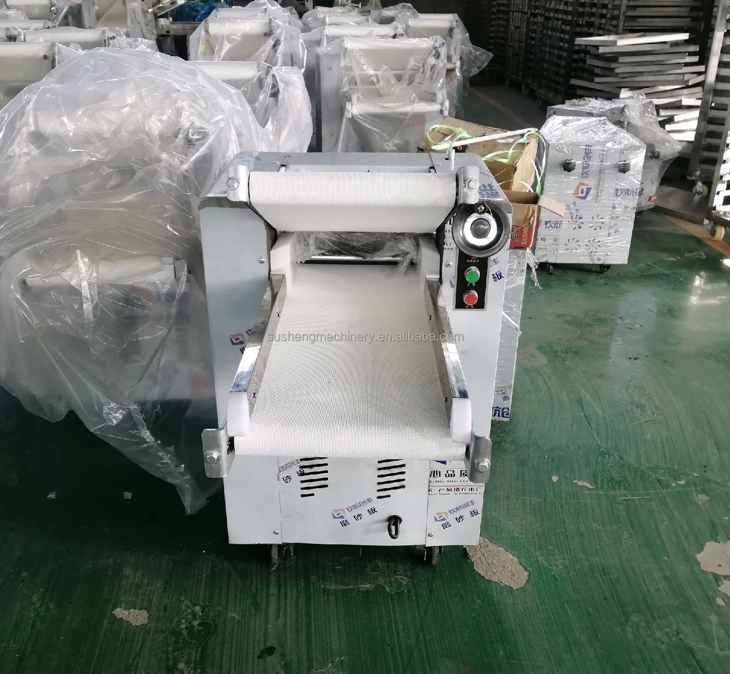 سرعة القمح العجين كعكة الحليب البيتزا الصحافة آلة العجن آلة ضغط العجين برو الفولاذ المقاوم للصدأ عالية