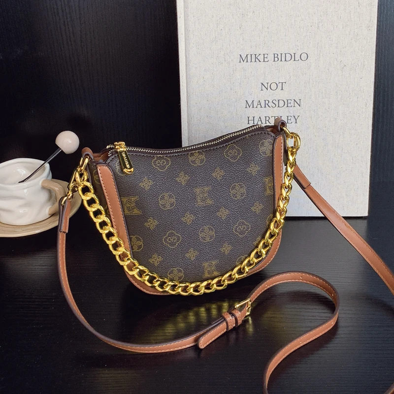

Vintage Style Leather Shoulder Bag For Women Elegant Crossbody Bag Luxury Designer Tote Fashion Handbag