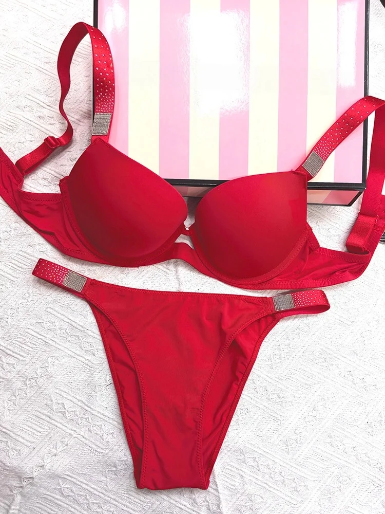 حجر الراين مثير النساء الصدرية مجموعة Bralette ملابس داخليّة حريمي حمالة الأزياء ثونغ جمع حمالات الصدر الملابس الداخلية اللباس الداخلي مجموعات
