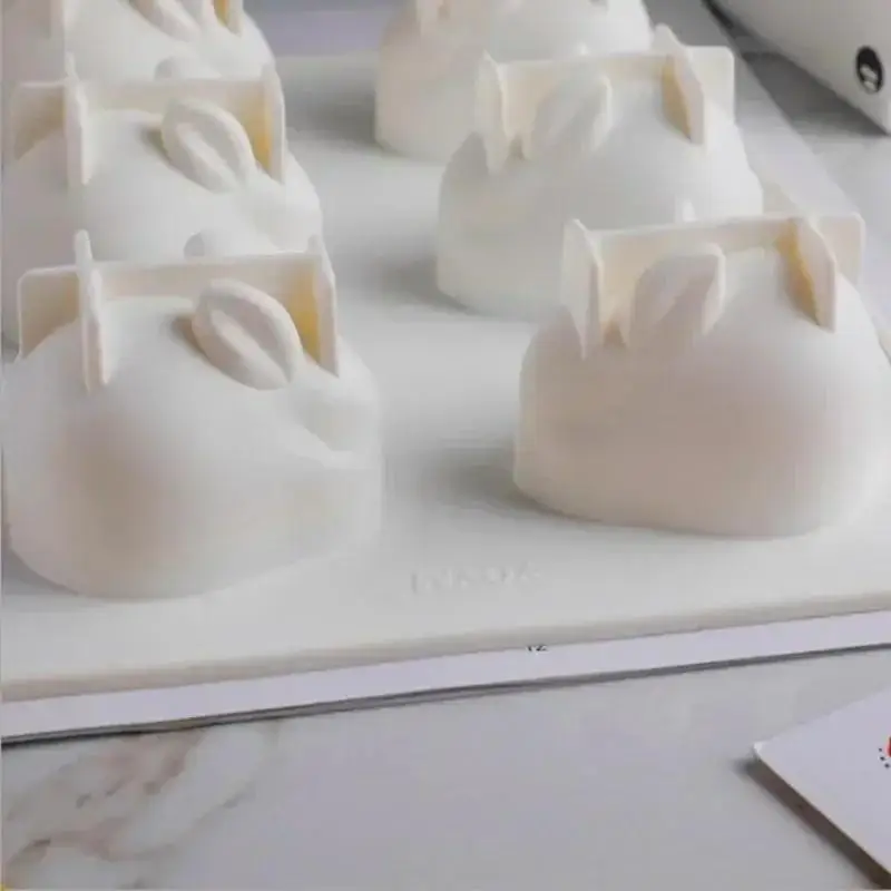 6-Grid Cute Creative White Rabbit Mold Pudding Chocolate Candy Mold Baking Decoration Candle Soap Silicone Mold Wholesale