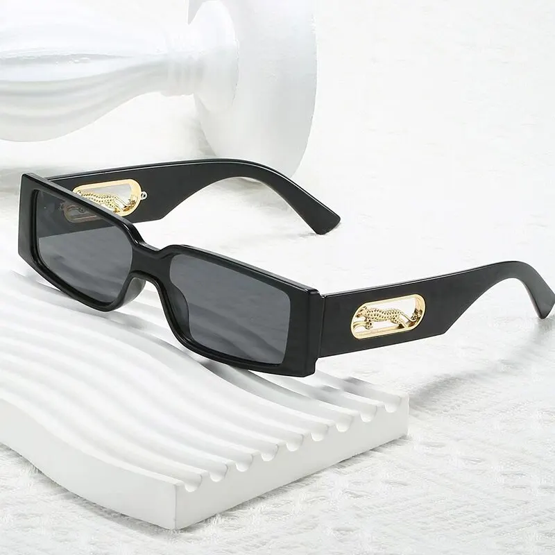 Mode kleine Rechteck Frauen Sonnenbrille Marke Designer Vintage quadratische Punk Sonnenbrille