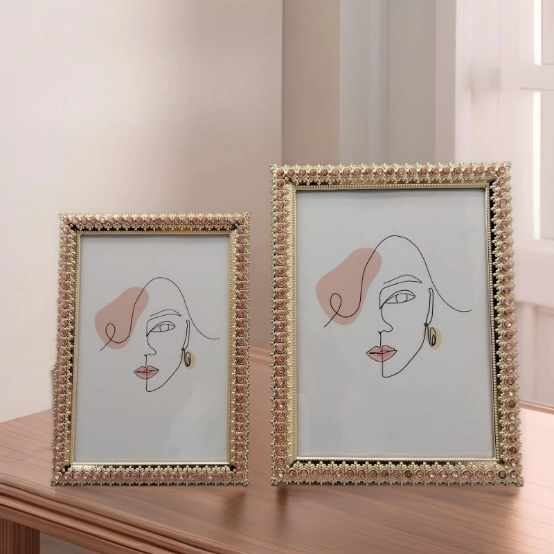 

Light Luxury Creative Light Gold Metal Photo Frame High Aesthetic Metal Photo Frame