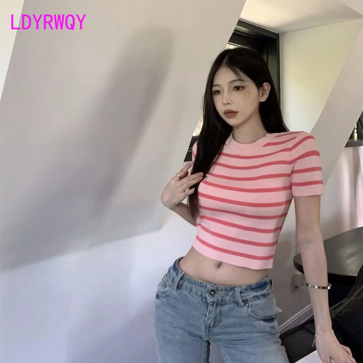 Korean version of contrast striped ice silk short-sleeved knitted   summer 2023 new casual short slim top T-shirt