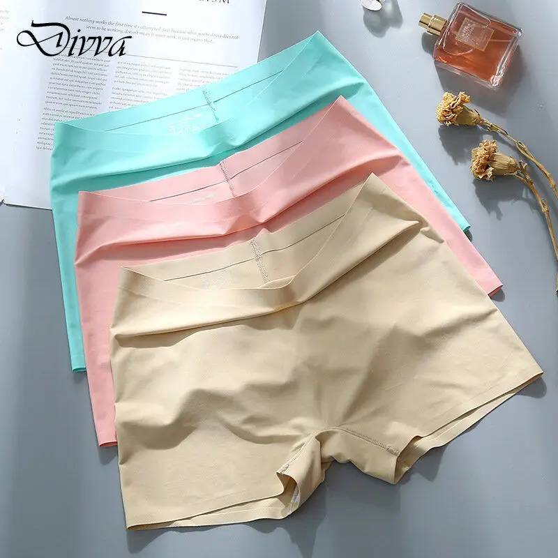 Women's Ice Silk Seamless Underwear Cotton Crotch Boxer Shorts Ladies Pants Four Corners Anti-empty Summer Thin Section