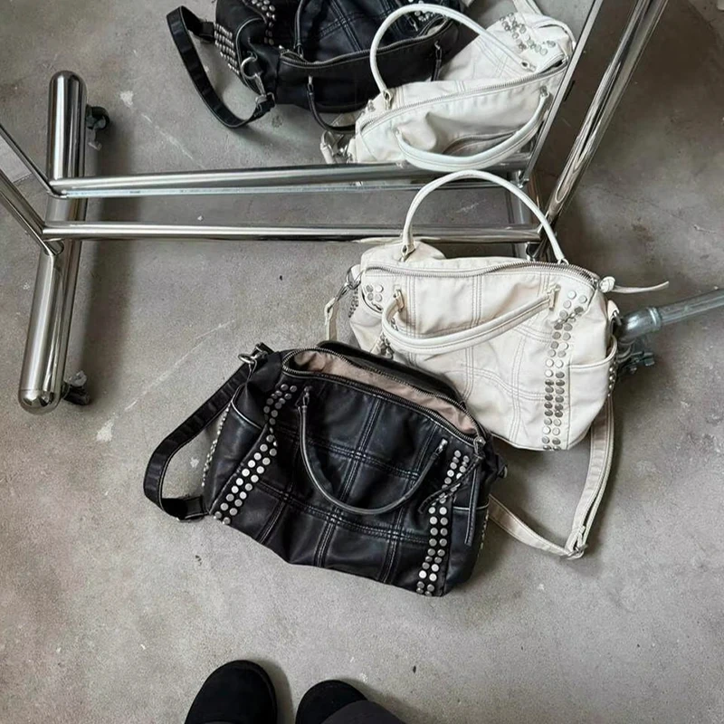 Retro Y2k Studded Tote Bag Pillow-shaped Large-capacity Mesh Quilted Tote Bag Casual Versatile Shoulder Bag With Side Pocket