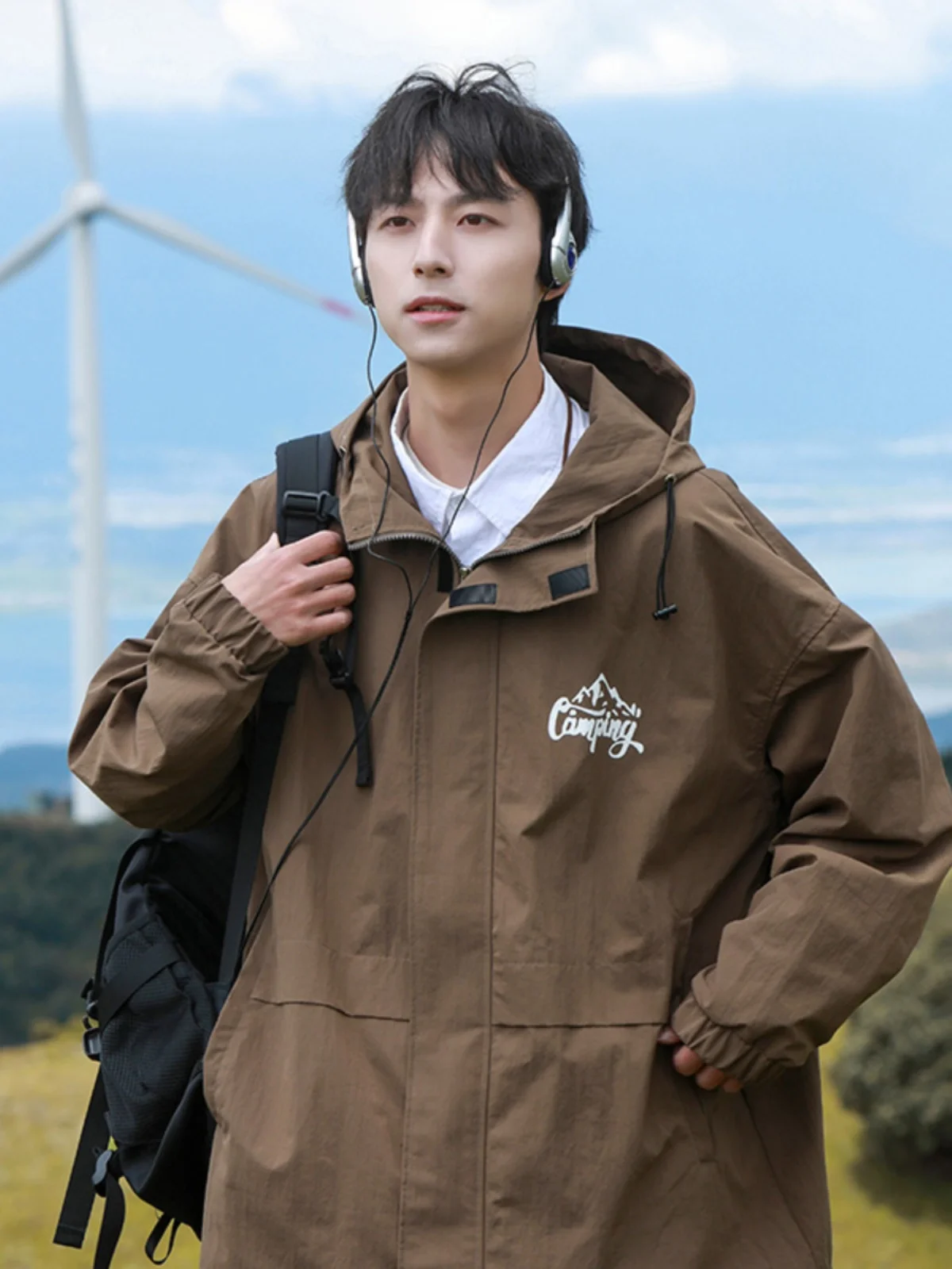 

Men's Summer Faionable Waterproof Hooded Climbing Jaet Travel Outdoor Wear American Sle Coat Polyester Fabric Zipper Cl...