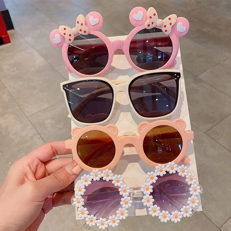 INS Lovely Kids Sunglasses Bear Shape Frame Girls Children Sun Glasses Round Street Beat Baby Boy Eyeglasses Cute Shade