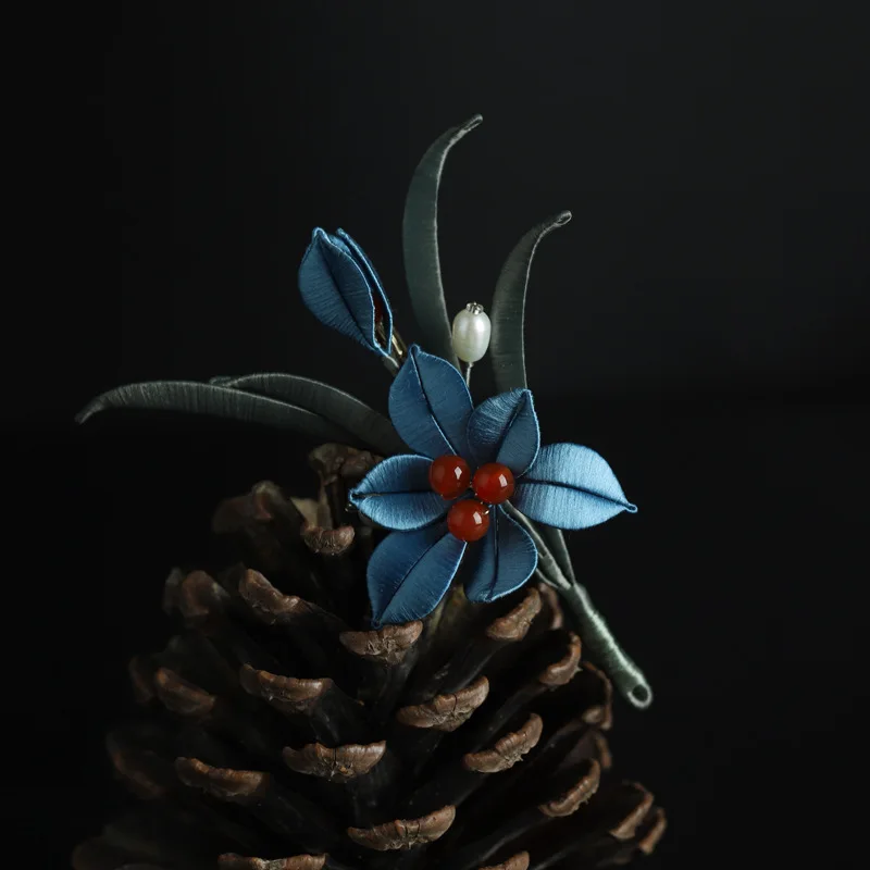 

Chinese Style Handmade Real Silk Filigree Velvet Flower Brooch Classical Cheongsam Blue Orchid Accessories Baita