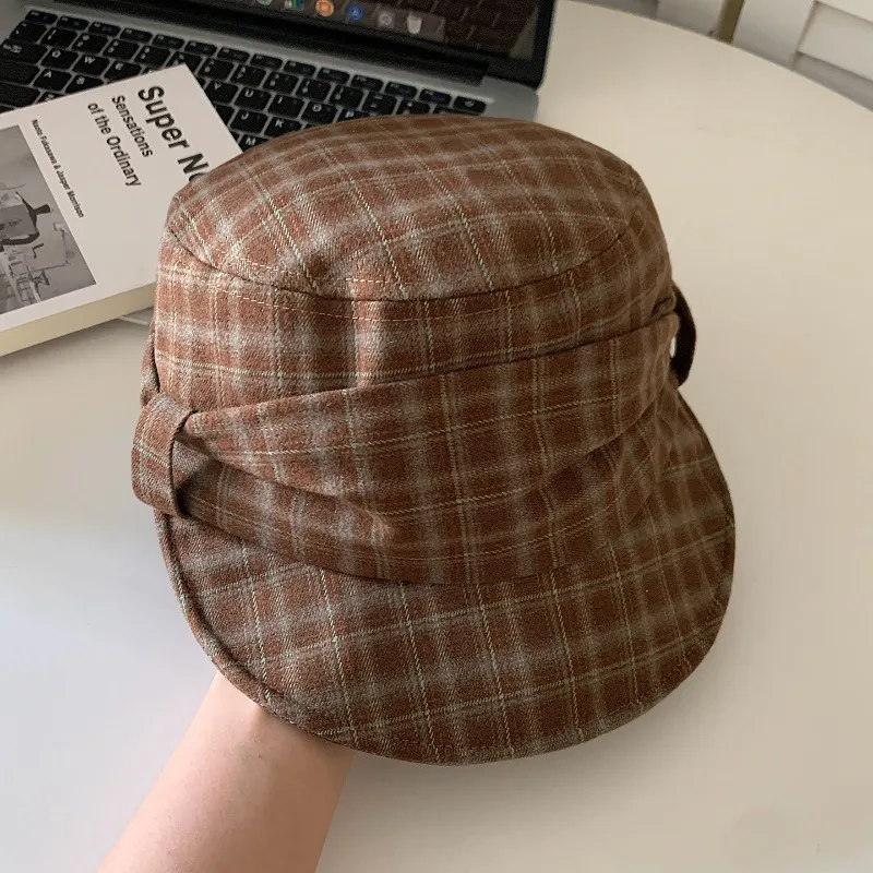 Neue Frühlings- und Herbst-Retro-Karo-Plissee-Baskenmütze, Literarisch und Vielseitig, Große Ausführung, Weiche Krempe, Newsboy-Mütze für Damen – Detail 2