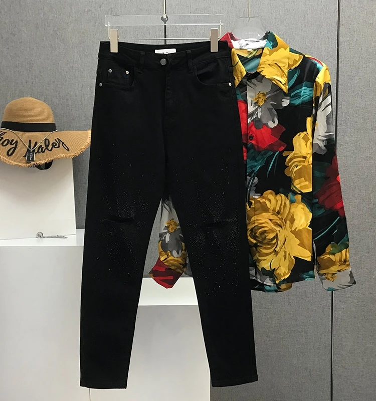 

Elastic Slim Fit Men's Jeans Spring Autumn High-End Sensation Starry Rhinestone Faux Tear Casual Long Pants