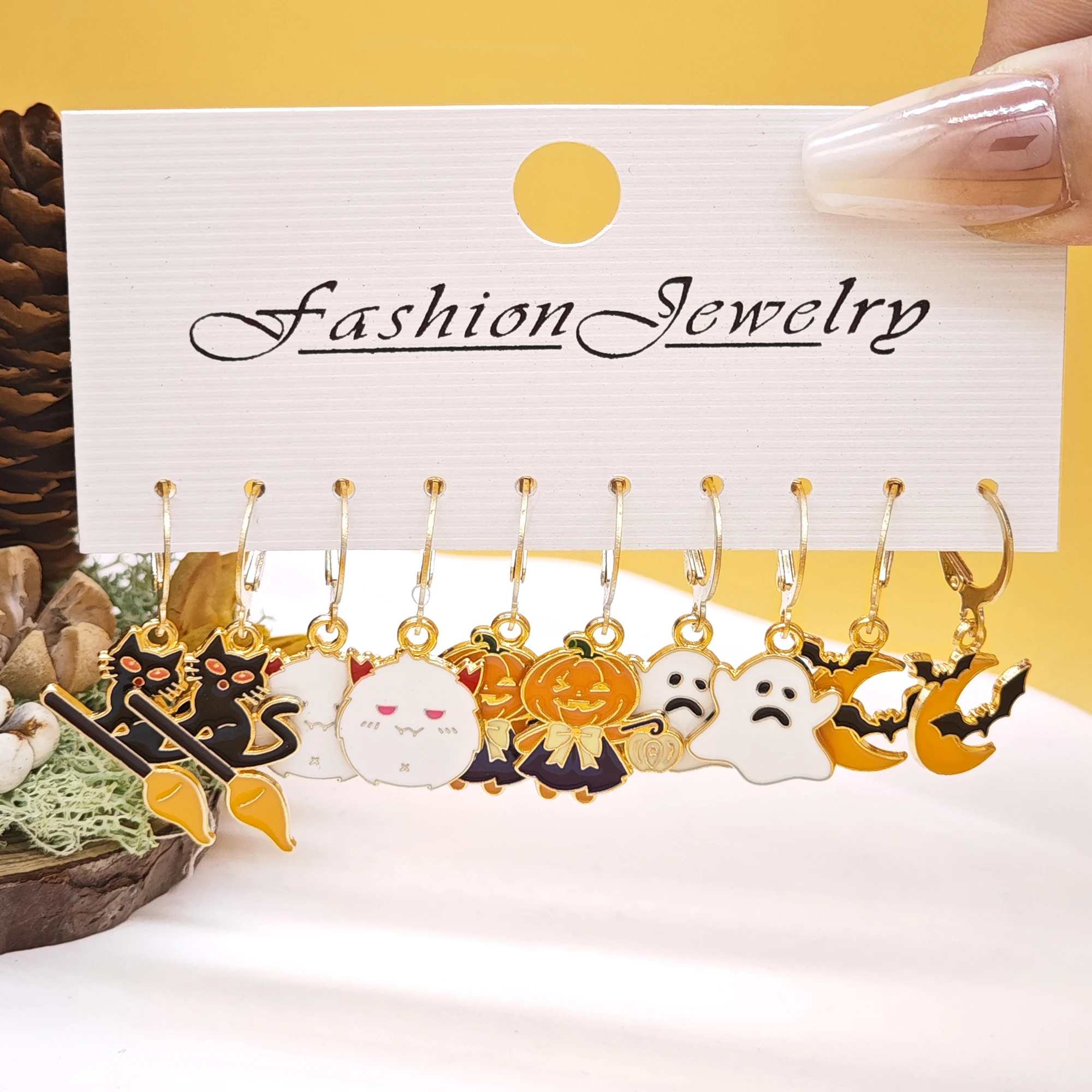 10pcs Halloween series earrings with horror alloy oil drop pumpkin bat spider web ghost earrings set for women