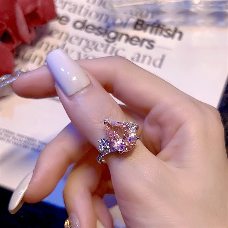 Роскошное изысканное кольцо из серебра 925 пробы с розовым цирконием класса AAAAA для женщин, свадебное обручальное кольцо, трендовые ювелирные изделия Роскошное изысканное кольцо из серебра 925 пробы с розовым цирконием класса AAAAA для женщин, свадебное обручальное кольцо, трендовые ювелирные изделия