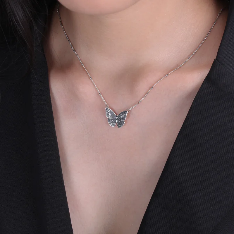 

New Fashion Silvery Color Butterfly Pendant Necklace Cute Elegant Lucky Choker Chain Necklace Daily Jewelry for Women Gifts