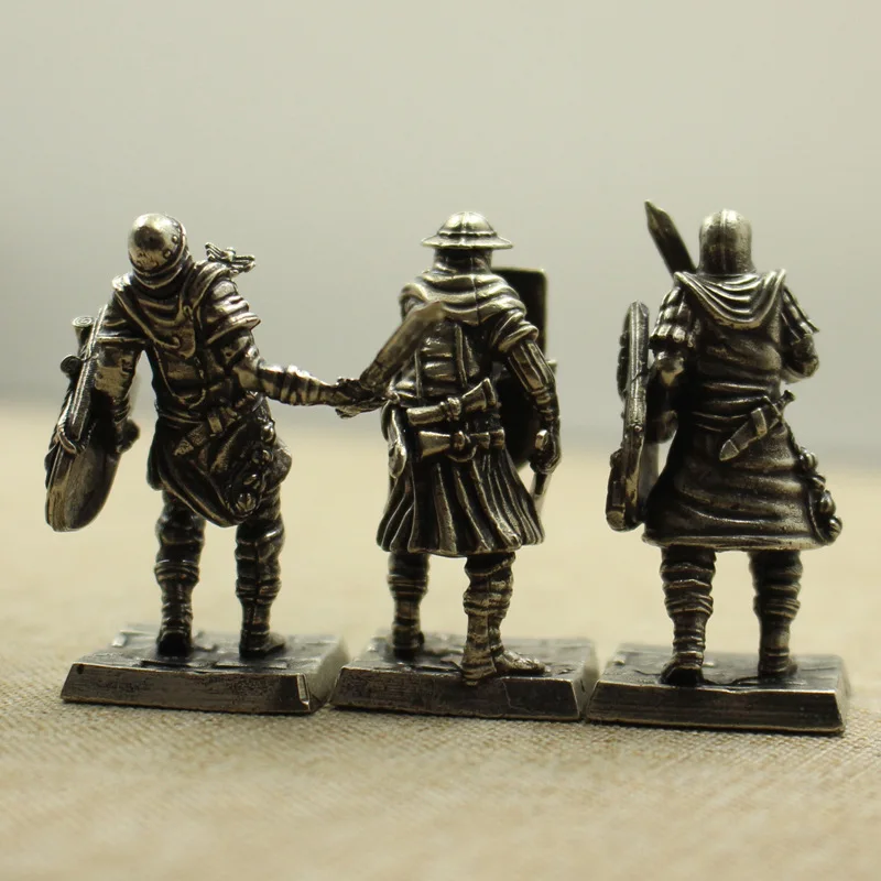 Metal Copper European Medieval Legionnaire Shield Soldiers Model Figurines Miniatures Desktop Game Decorations Toy Ornament Gift