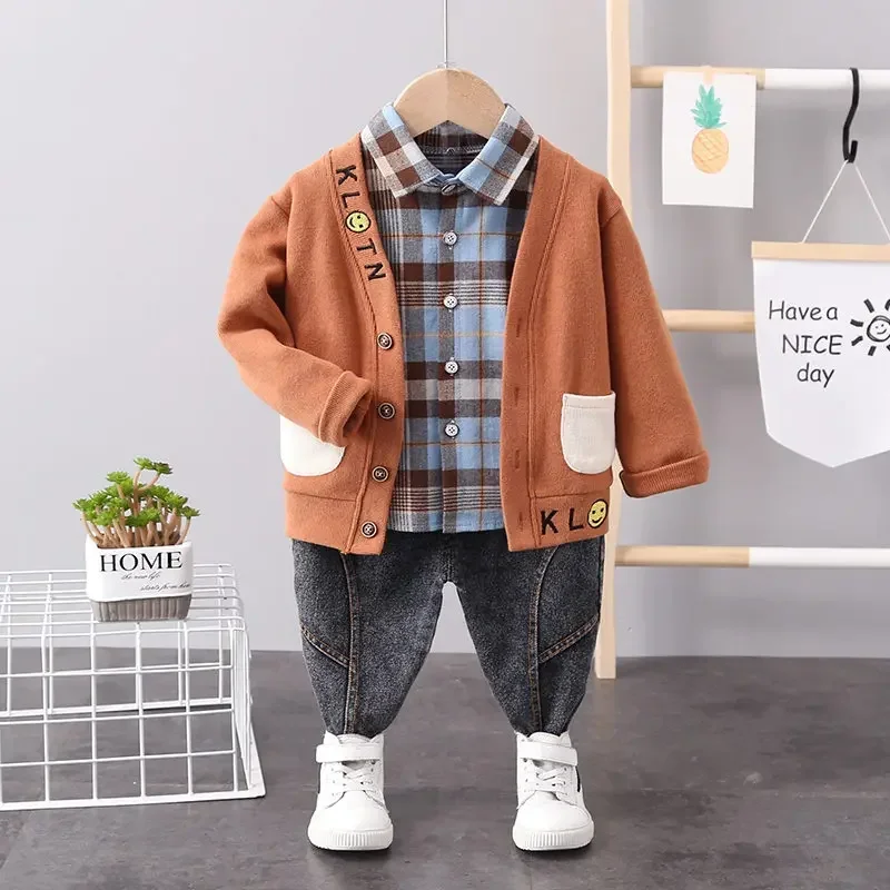 

New Boys Spring Autumn 3pcs/Set Clothing Kids Boys Causal Button Letter Tracksuit Children Coat Shirt Pants Sport Clothing Kids