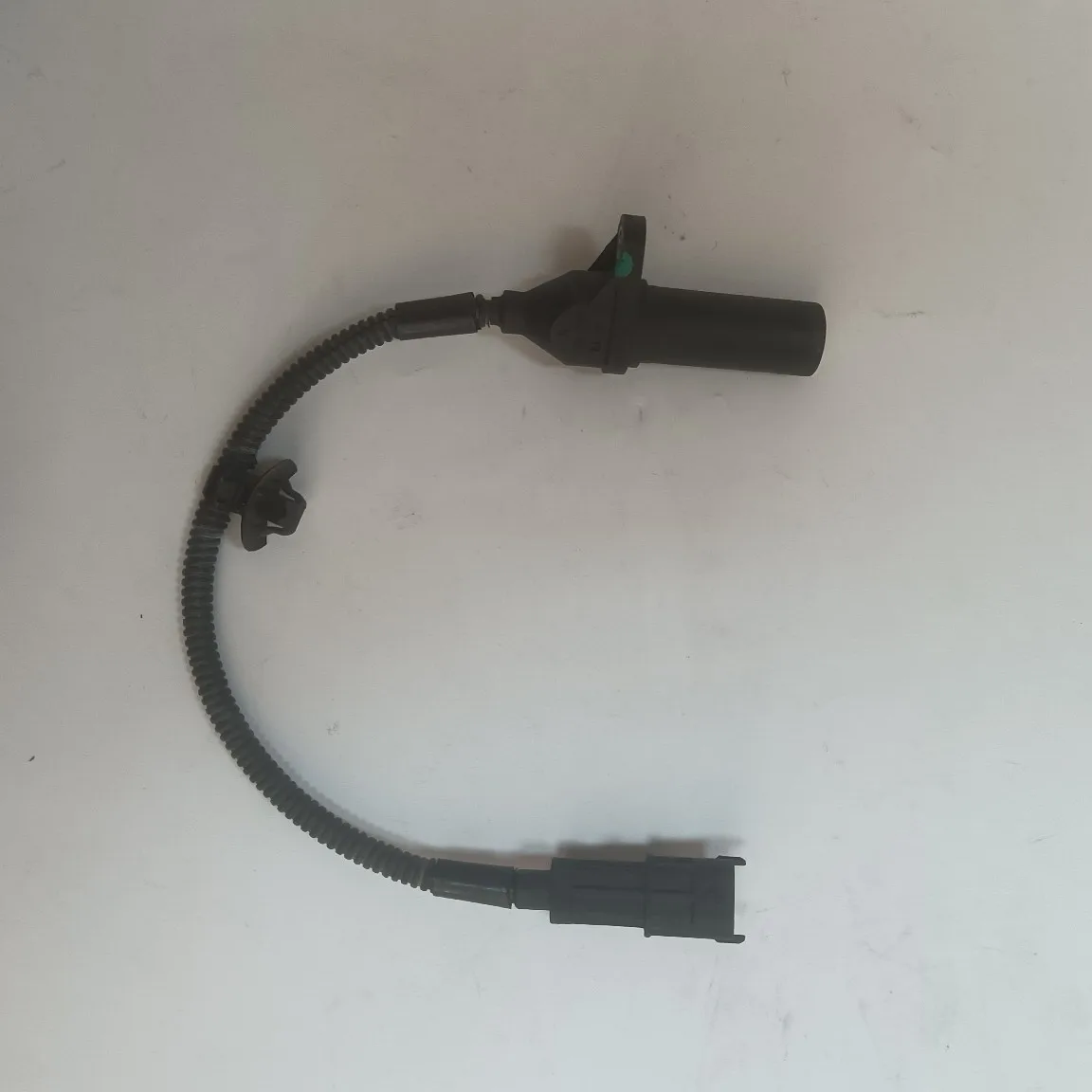 Crankshaft Position Sensor 39180‑2B000 Engine Crank Shaft Sensor for Elantra Auto Replacement Spare Parts