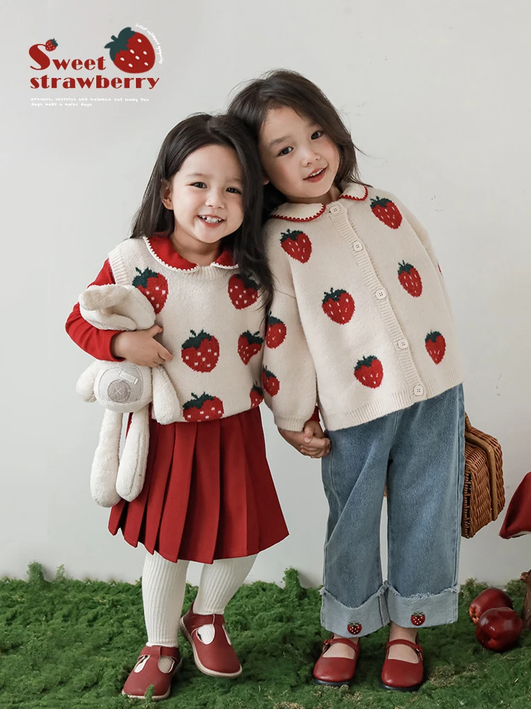 Girls\' Autumn Set Children\'s Lapel Shirt Little Strawberry Embroidery Sweater Cardigan Waistcoat