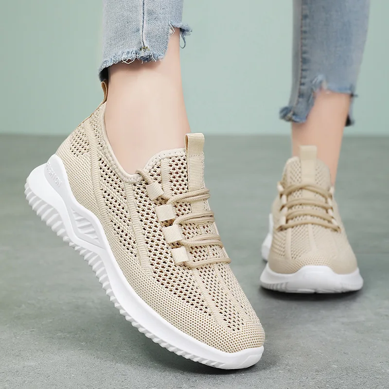 New Women's Breathable And Fashionable Casual ShoesPlus Size Shock-absorbing Soft Soled Sports Shoes Mesh Fabric Lace Up Women's