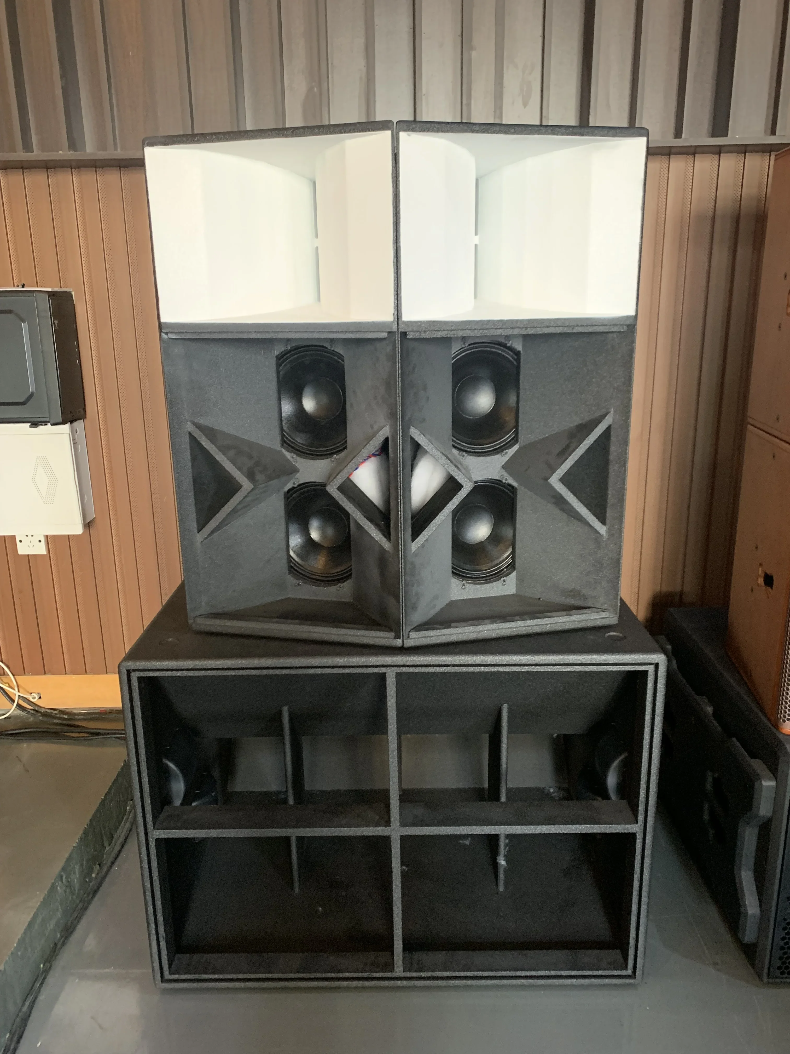 Dual 18 inch full range speakers bass bin professional sound audio system powered stage speakers subwoofers for concerts