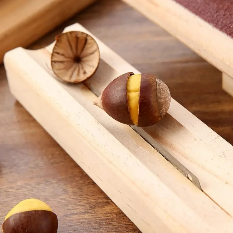 Easy Chestnut Cracker & Peeler Tool - Saves Time & Effort, Home Use Kitchen Gadget for Quickly Shelling Fresh Chestnuts