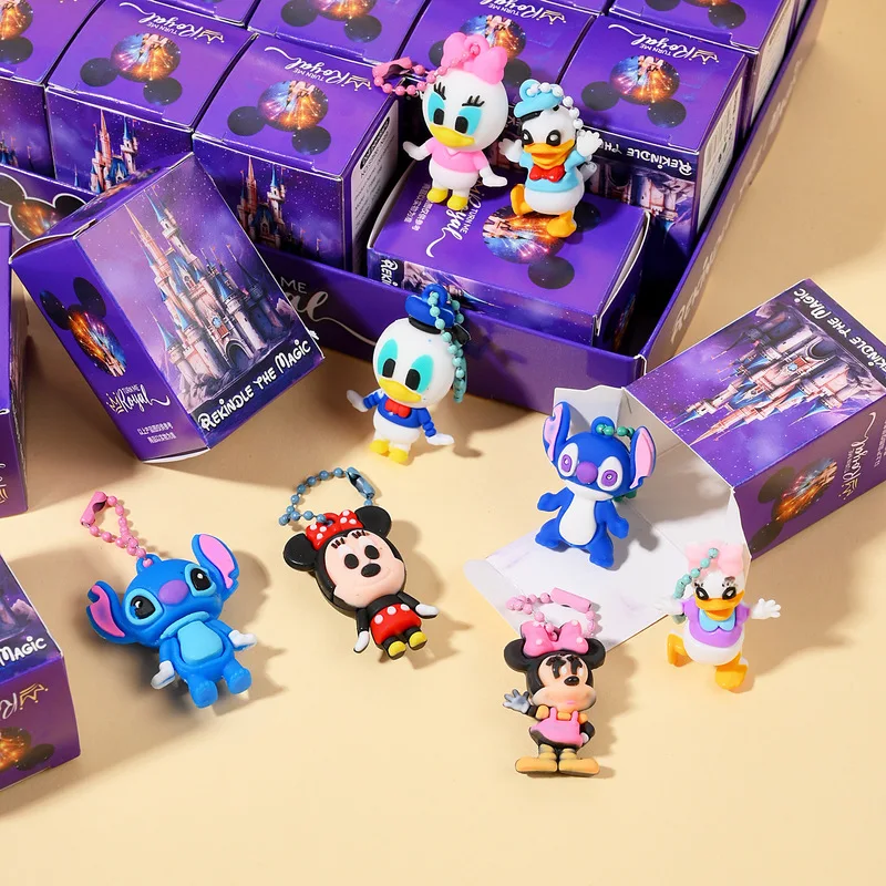 Nueva caja ciega de Disney, colgante de muñeca de punto, 24 cajas pequeñas, conjunto completo, regalo sorpresa para estudiantes y niños, regalo pequeño de recompensa para fiesta