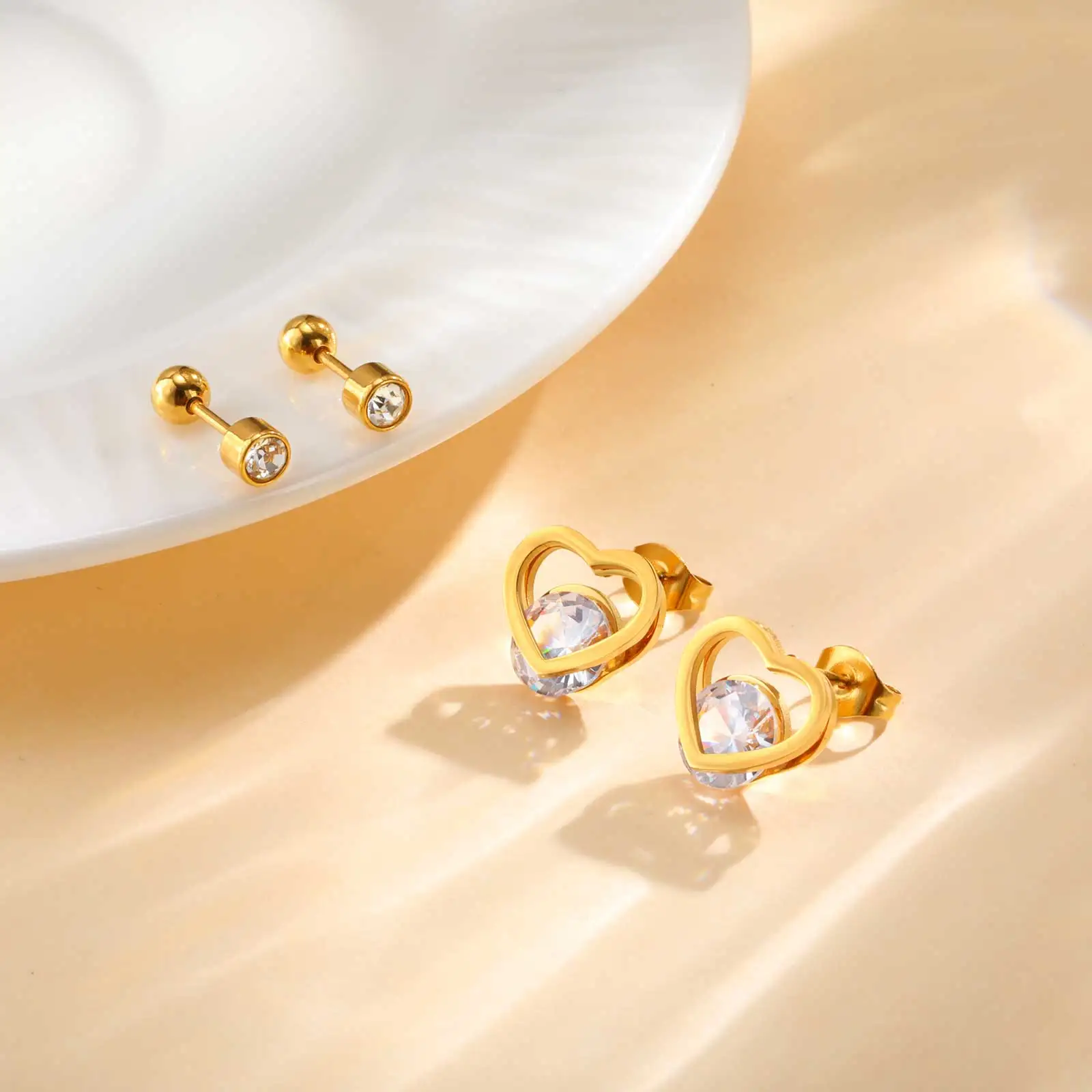 Chic Aaa Bling Cubi… - image