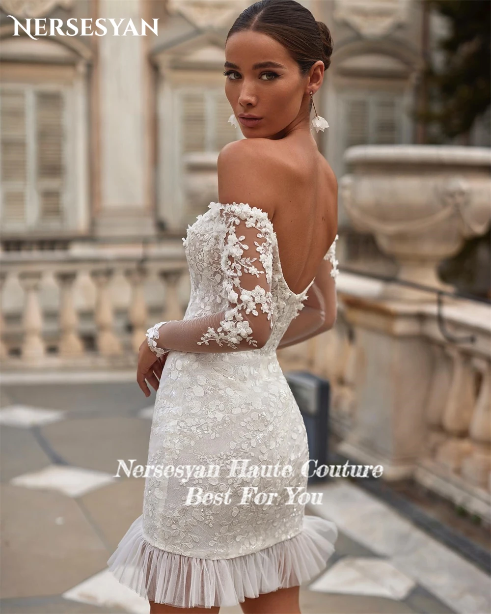 Nersesyan Mini Lace Sexy Wedding Dresses Appliques Long Sleeves Bodycon Off Shoulder Bridal Gowns Backless Flowers Bride Dress