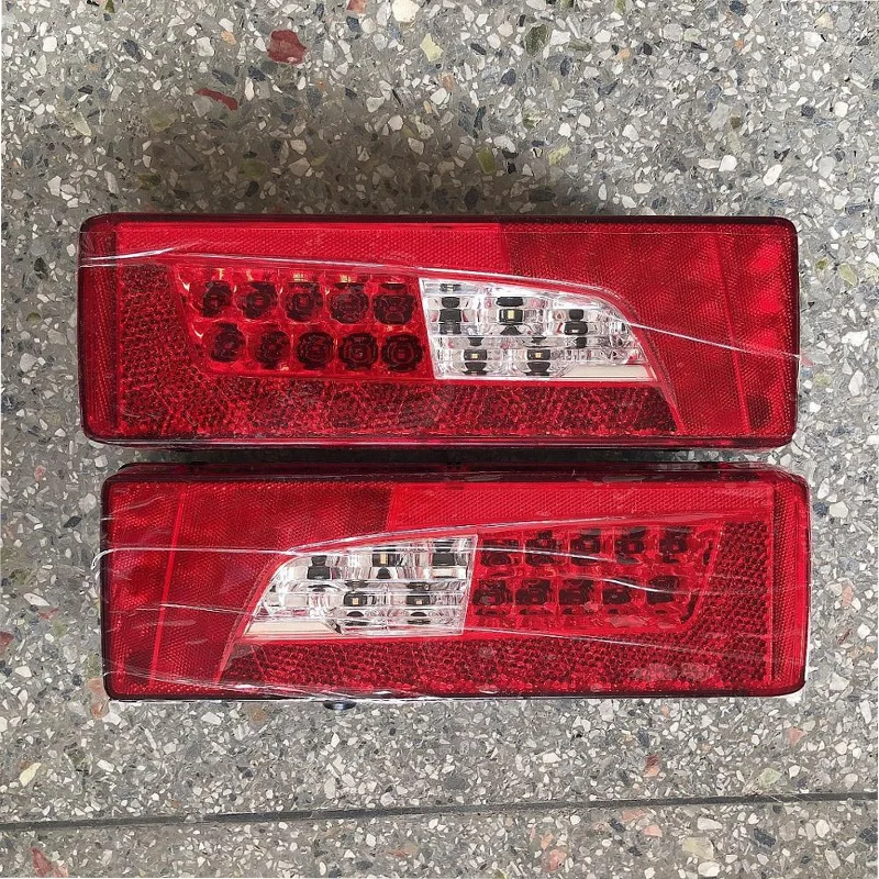 European Truck Body Parts 2380955 2380954 For SCANIA R P G L S Series LED Rear Lamp Tail Light 2241860 2241859