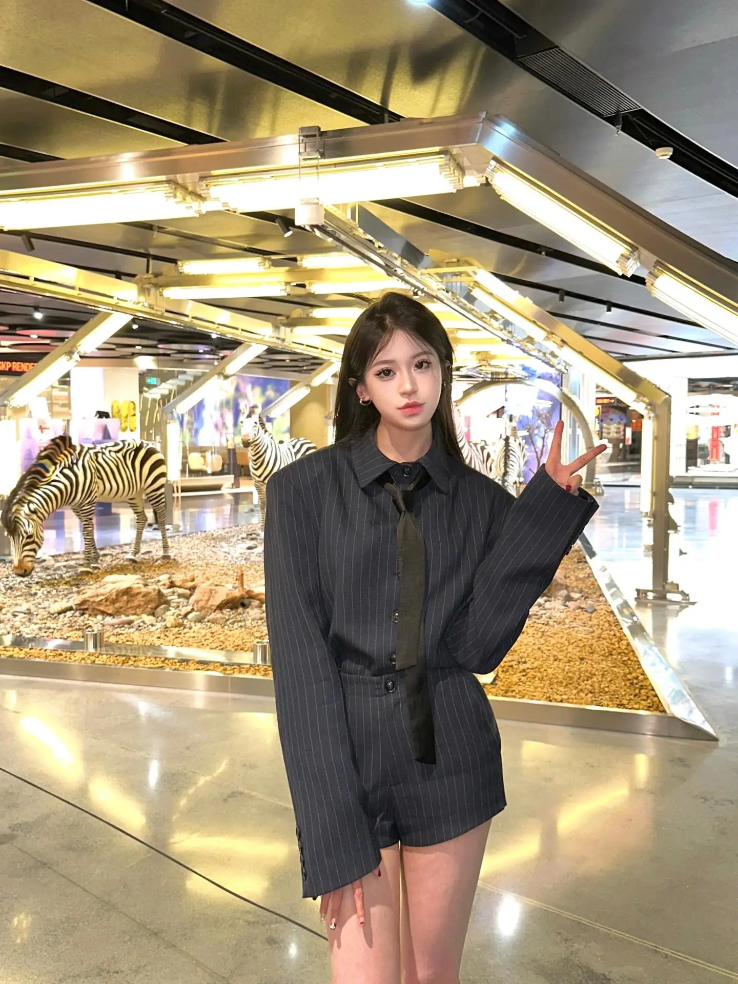 

Spring Autumn Lady Pure Desire Spicy Girl Style Women's Shirt Suit Long Sleeve Striped Two-Piece Set High Waist Short Pants