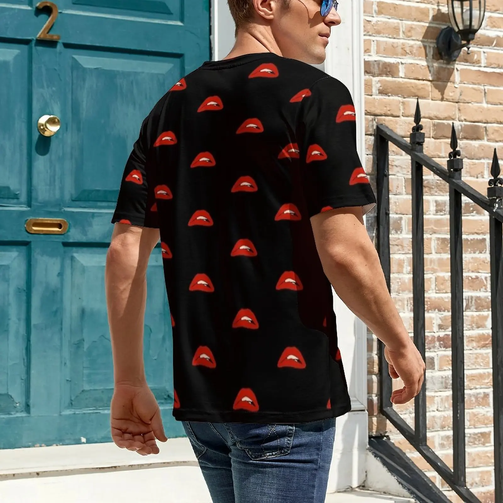 Black Base Minimal Red Lip Grid T-Shirt  Cool T Shirts Male Streetwear Tee Shirt Summer Short Sleeve Graphic Clothes Large Size